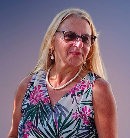 Author Roxanne Wheaton